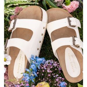 Altard State Ivory Serenna Platform Sandals